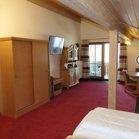 Gaestehaus Guggomos "Hopfen Am See" ฟุสเซ่น ภายนอก รูปภาพ