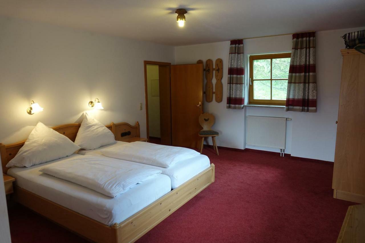 Gaestehaus Guggomos "Hopfen Am See" ฟุสเซ่น ภายนอก รูปภาพ
